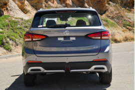 2025 MG ZS ZS32 Essence Hybrid+ SUV