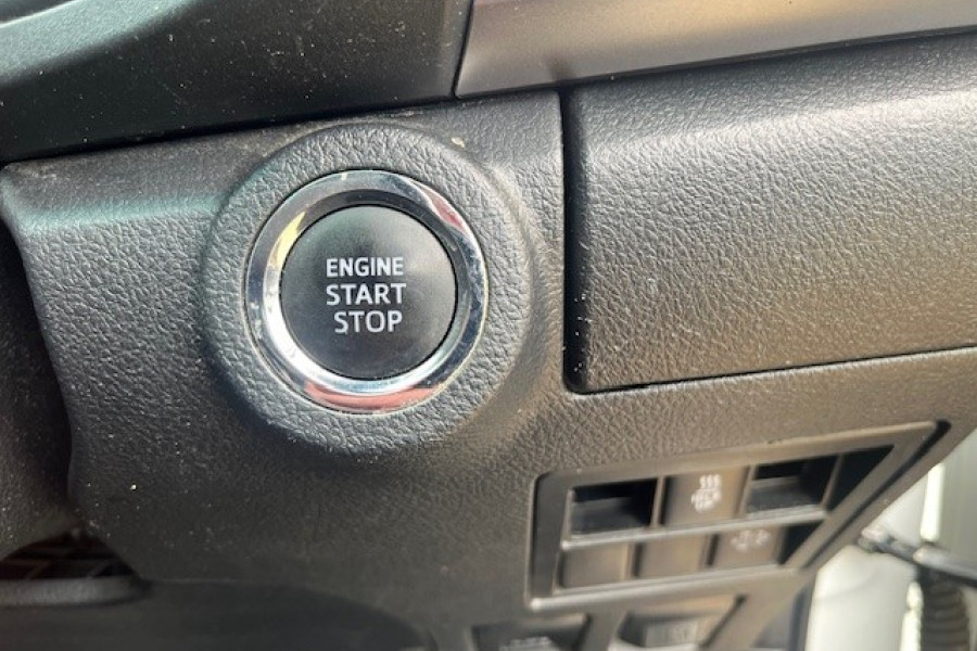 2019 Toyota HiLux  SR5 Ute Image 23