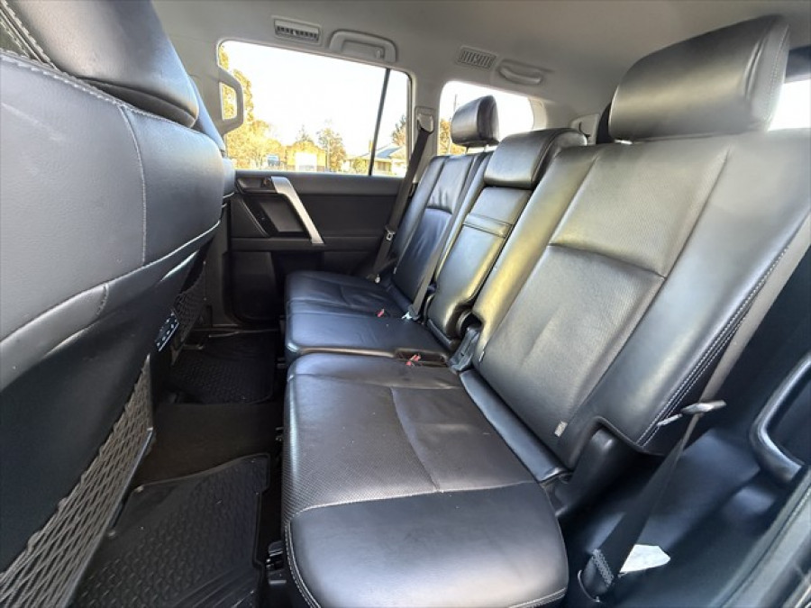 2023 Toyota LandCruiser Prado GDJ150R GXL SUV Image 14