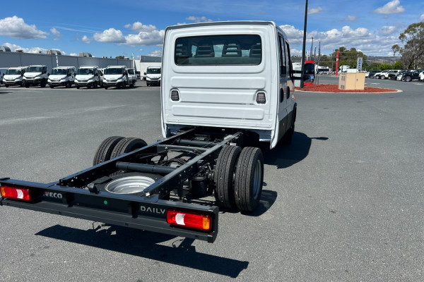 2024 MY20 Iveco Daily E6 Daily Cab Chassis Cab Chassis Image 5
