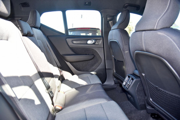 2026 Volvo XC40 XZ Plus B4 SUV Image 16