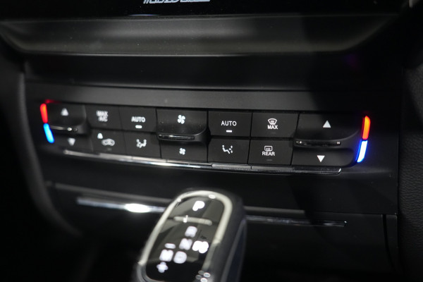 2021 Maserati Ghibli GT  Sedan image 17