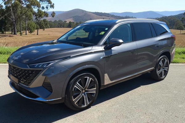 2026 MY25 MG QS IS31 Essence SUV Image 6