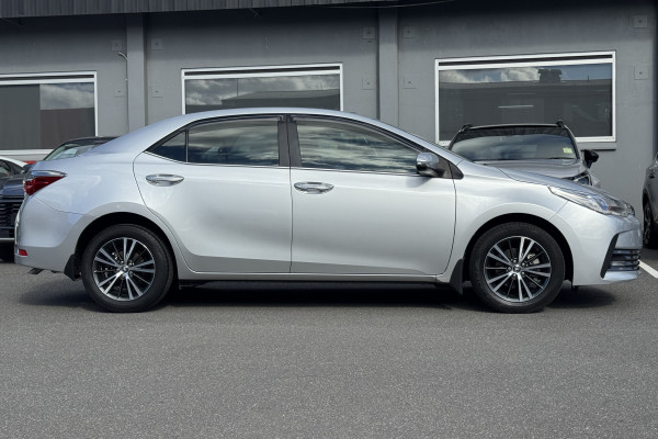 2018 Toyota Corolla ZRE172R ZR Sedan Image 3