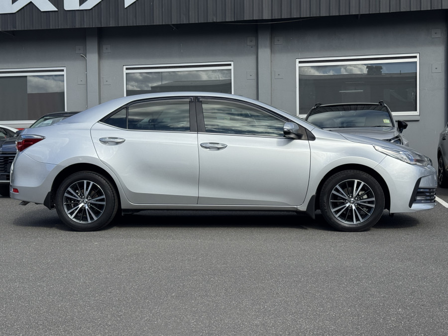 2018 Toyota Corolla ZRE172R ZR Sedan Image 3