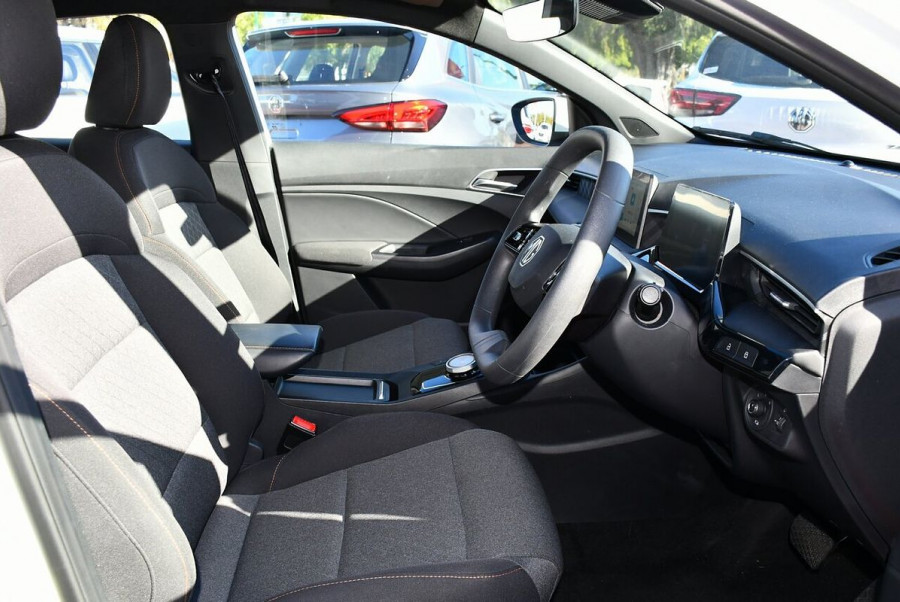 2024 MY24.5 MG MG3 ZP22 Excite Hybrid+ Hatch Image 8