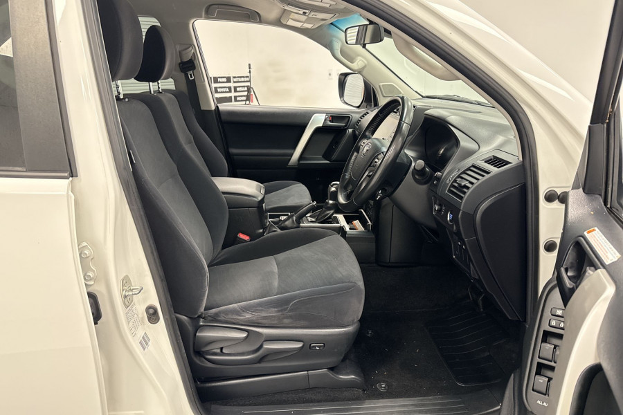 2022 Toyota LandCruiser Prado GDJ150R GXL SUV Image 20