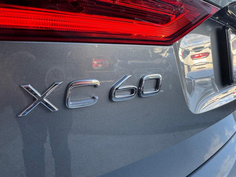 2018 Volvo XC60 UZ D5 R-Design SUV Image 23