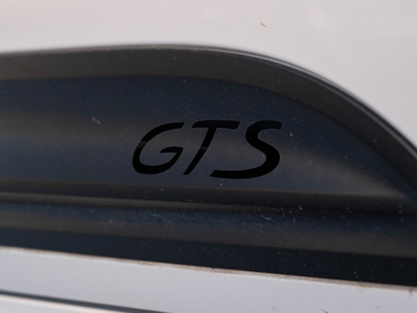 2022 MY23 Porsche Macan 95B GTS SUV image 39