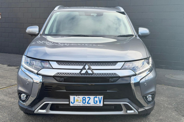 2020 MY21 Mitsubishi Outlander ZL Exceed SUV Image 3