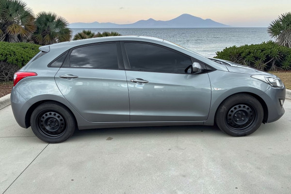 2015 MY16 Hyundai i30 GD3 Series II Active Hatch Image 2