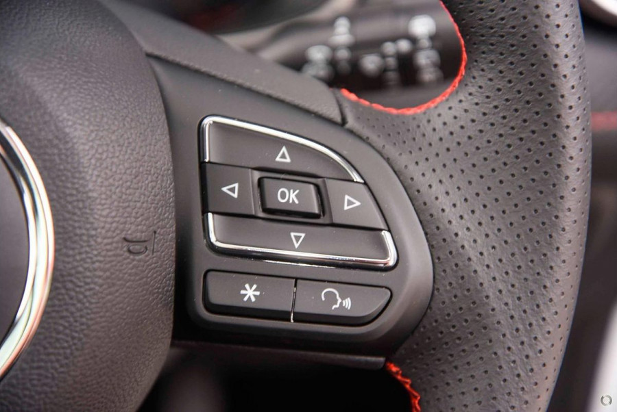 2024 MG ZST Essence SUV Image 15