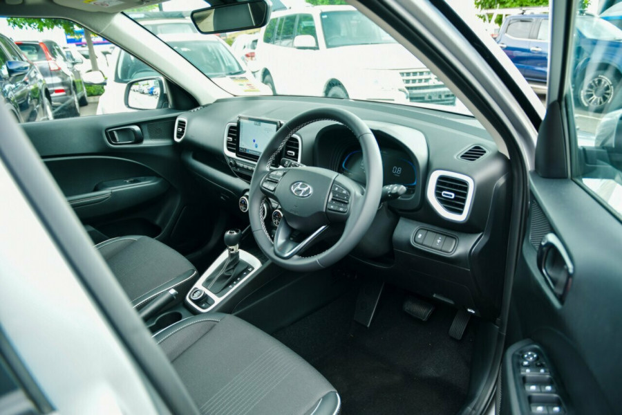 2025 Hyundai Venue QX.V5 Elite SUV Image 16