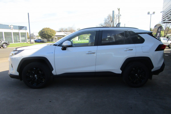 2022 MYov Toyota RAV4 AXAH54R Cruiser SUV Image 4