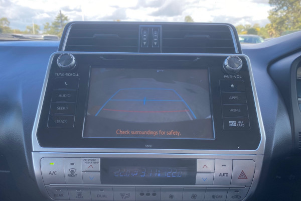 2018 Toyota LandCruiser Prado GDJ150R GXL SUV Image 14