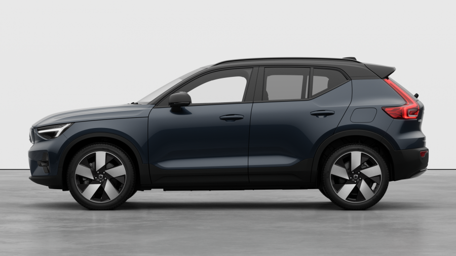 2026 Volvo EX40  Ultra Twin Motor Performance SUV Image 2