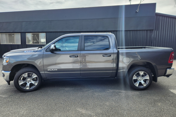 2023 Ram 1500 DT Laramie Ute Image 4