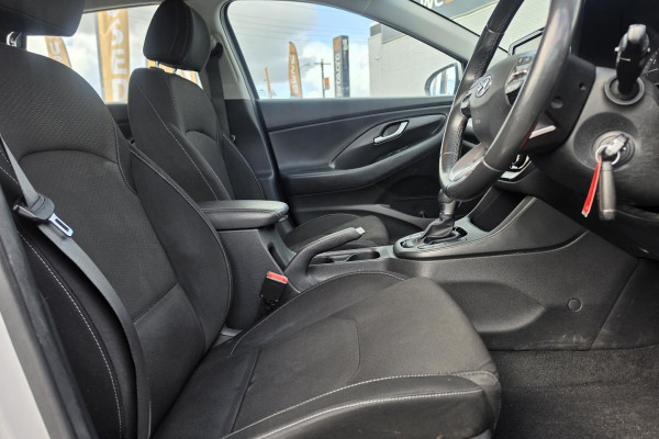 2018 Hyundai i30 PD Active Hatch Image 18