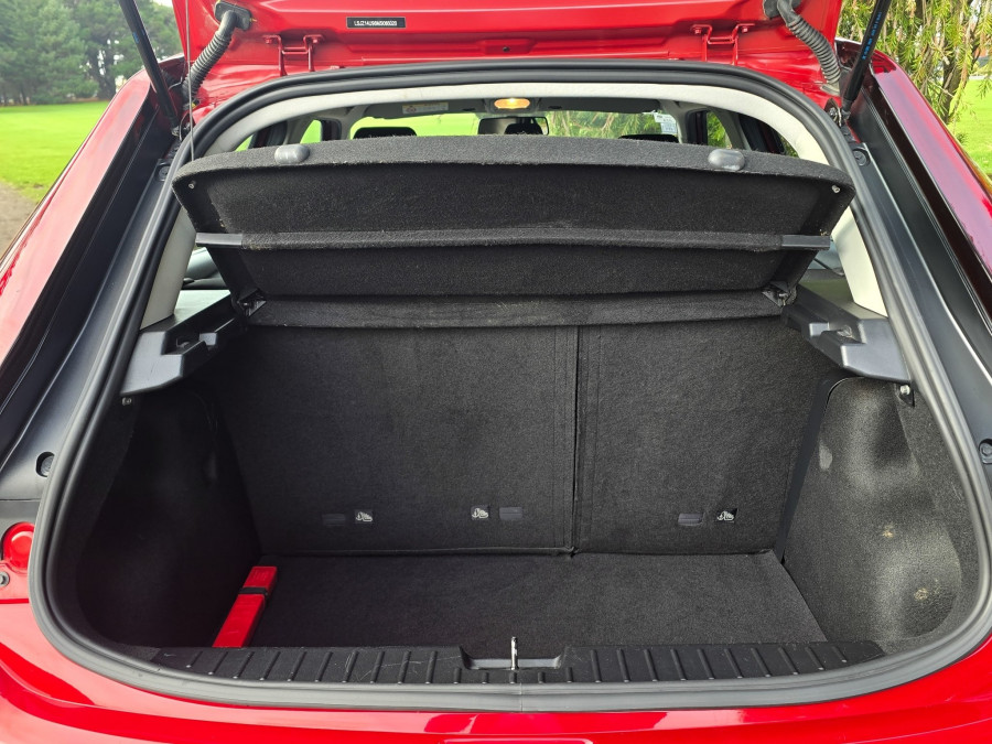 2021 MG MG3 SZP1 Core Hatch Image 15