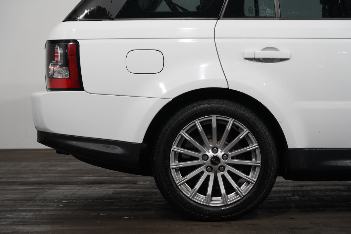 2012 Land Rover Range Rover Sport 3.0 Sdv6 SUV Image 6