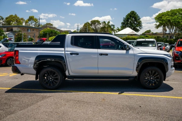 2026 Mitsubishi Triton MV GSR Ute Image 4