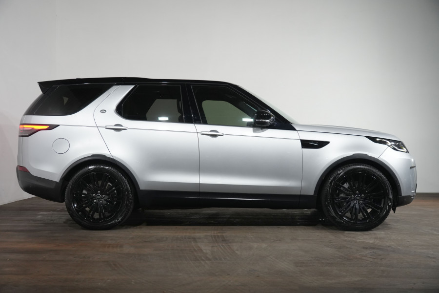 2020 Land Rover Discovery Series 5 Sd6 S SUV Image 4
