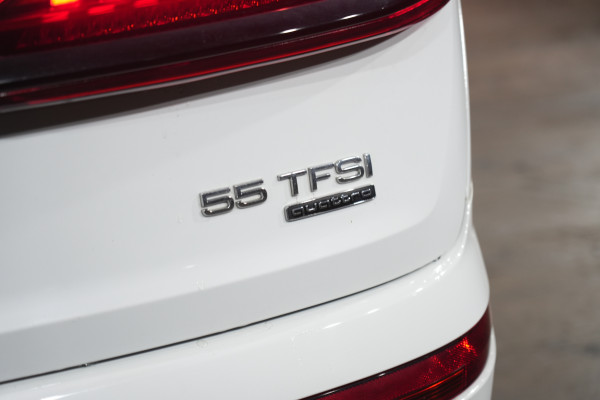 2021 Audi Q7 4M 55 TFSI S line SUV Image 10