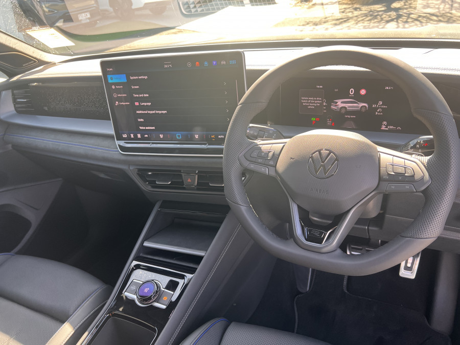 2026 Volkswagen Tayron R4 195TSI R-Line SUV Image 12