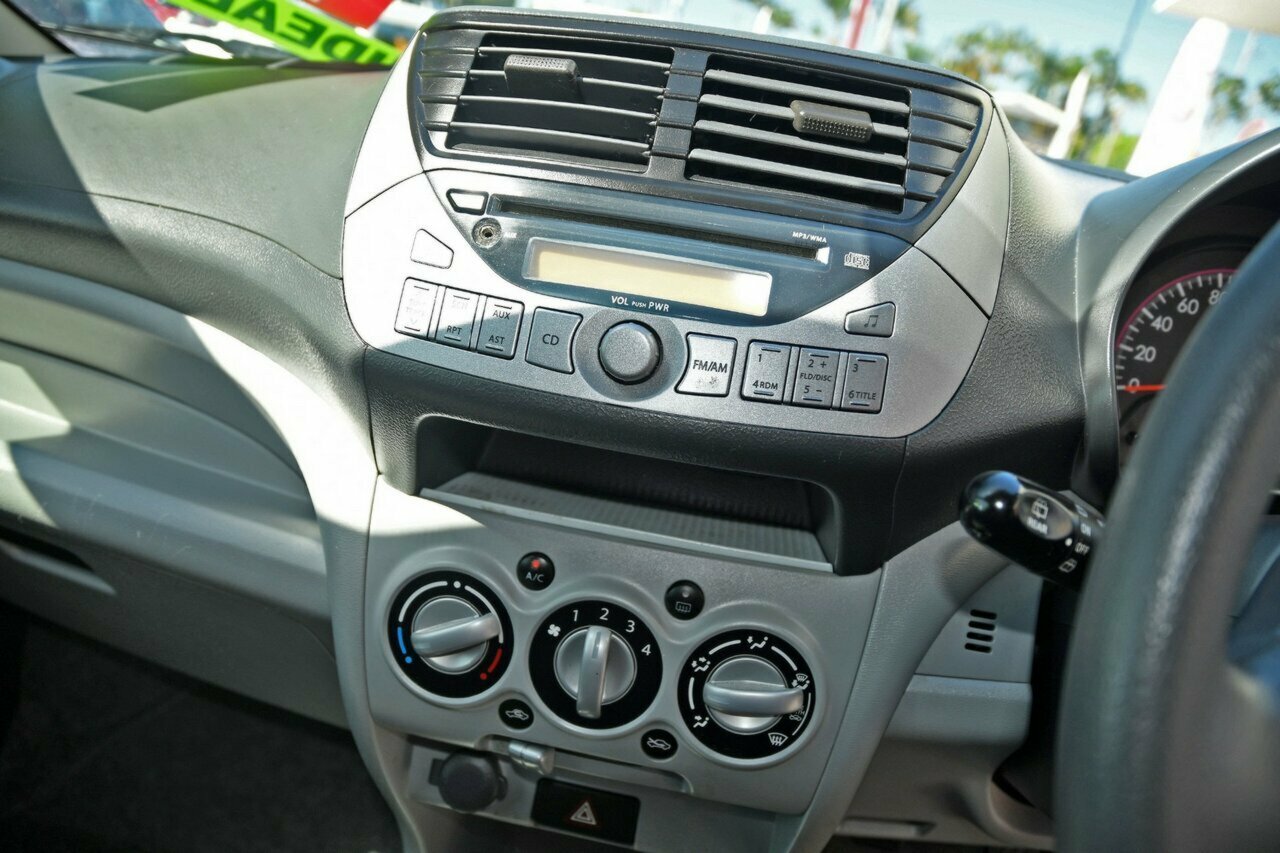 2011 Suzuki Alto GF GL Hatch Image 11