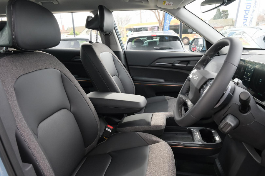 2026 Kia EV5 OVc Air Long Range SUV Image 15