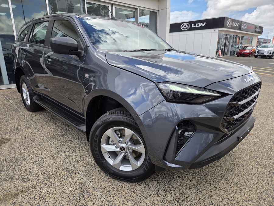 2026 Isuzu MU-X RJ LS-M SUV Image 1