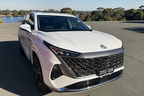 2025 MG QS IS31 Essence SUV Image 1