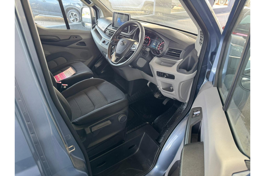 2023 LDV Deliver 9  11-Seat Bus Image 6