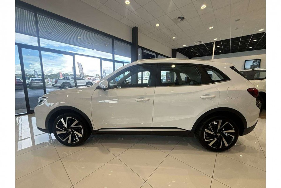 2025 MG ZS ZS32 Essence SUV Image 6