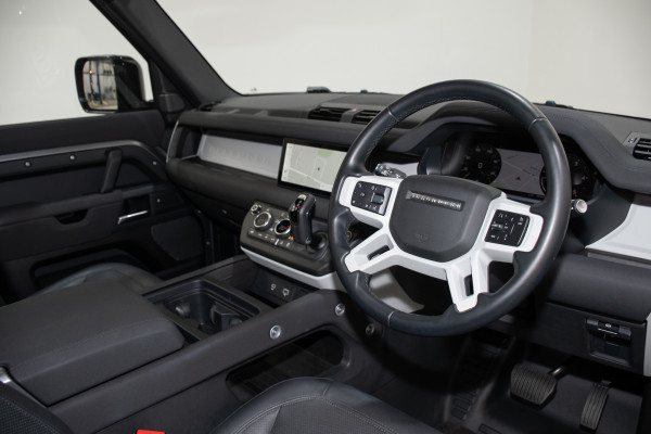 2023 Land Rover Defender L663 90 D250 S SUV image 14