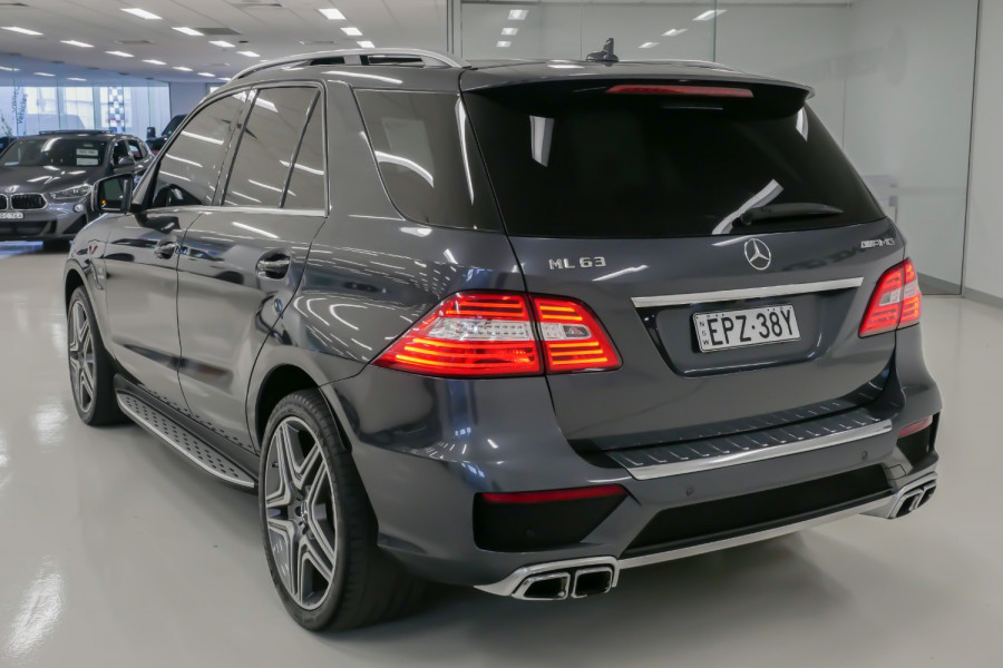 2012 Mercedes-Benz M-Class W166 ML63 AMG SUV Image 6