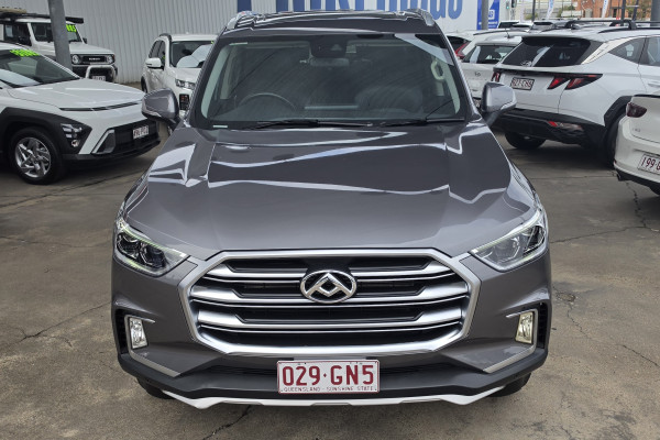 2022 LDV D90 SV9A Executive SUV Image 2