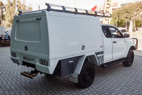 2022 Toyota HiLux GUN126R SR Cab Chassis Image 23