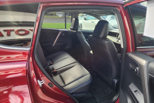 2018 Toyota RAV4 3P348103B Cruiser SUV Image 6