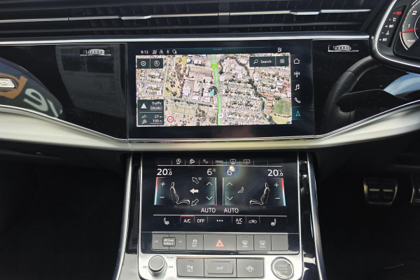 2022 Audi Q7 4M 55 TFSI S line SUV Image 16
