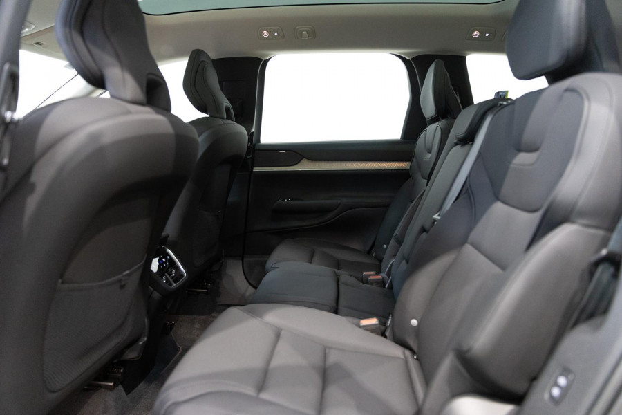 2025 Volvo EX90 No Series Plus Twin Motor SUV Image 5