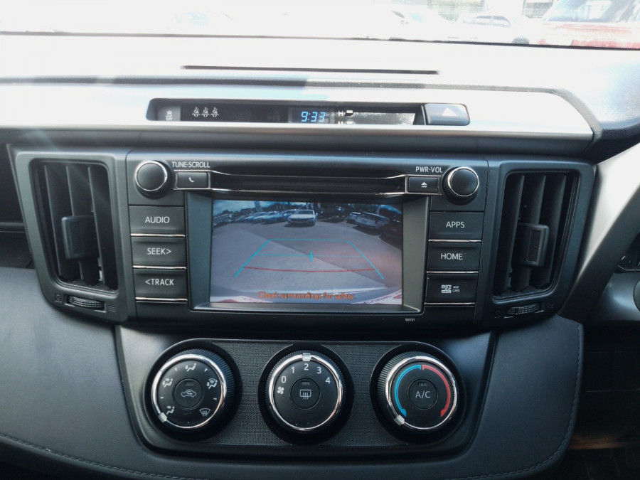 2018 Toyota RAV4 ZSA42R GX SUV Image 23