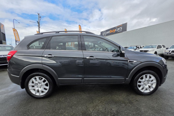 2017 MY18 Holden Captiva CG Active SUV Image 6