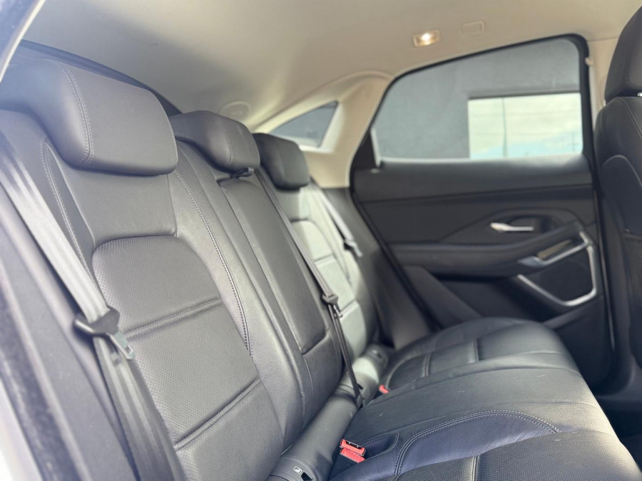 2019 Jaguar E-PACE X540 P250 SE SUV Image 15