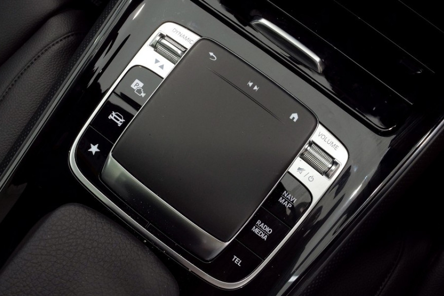 2019 Mercedes-Benz B180 W247 B180 Hatchback Image 11