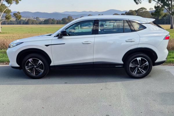 2025 MG HS AS33 Vibe SUV Image 4