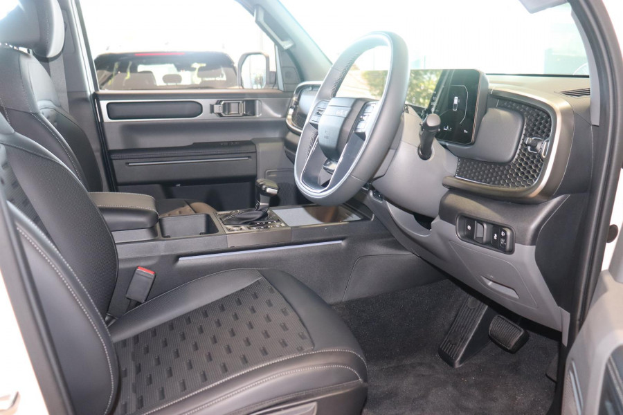2025 MY26 Kia Tasman TK SX+ Ute Image 15