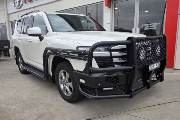 2024 Toyota LandCruiser FJA300R VX SUV Image 1