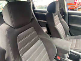 2018 Honda CR-V RW VTi SUV image 18