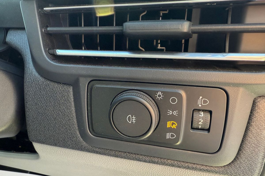 2024 Ford Tourneo AV Active Van Image 20